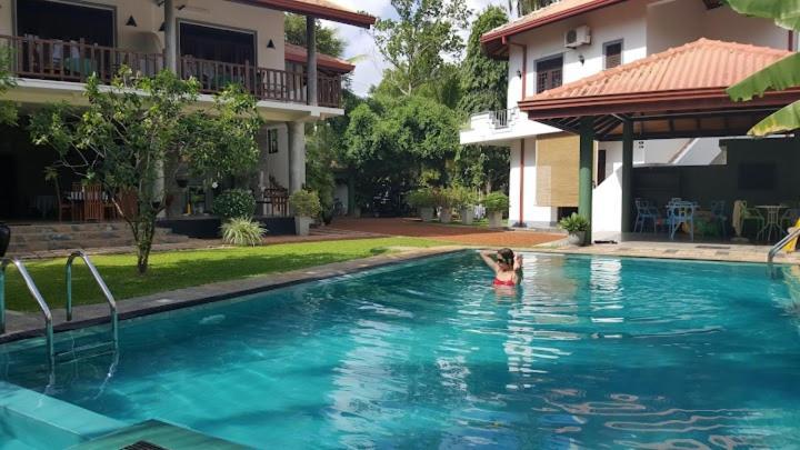 Canal Villa Bentota Exterior photo