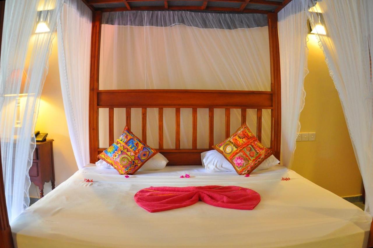 Canal Villa Bentota Exterior photo