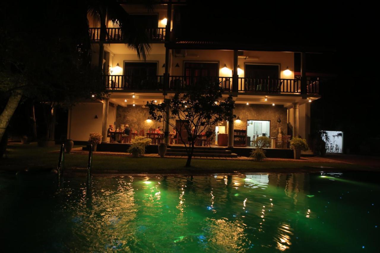 Canal Villa Bentota Exterior photo